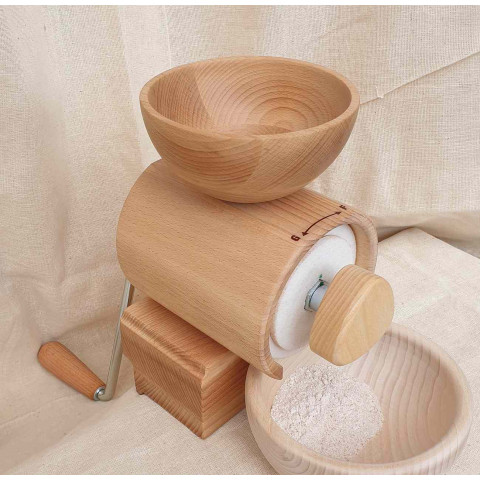 GAMMO Organic manuelle Getreidemühle DEMO1